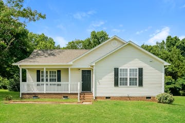 110 IMPRESSIVE LN CLAYTON, NC 27520